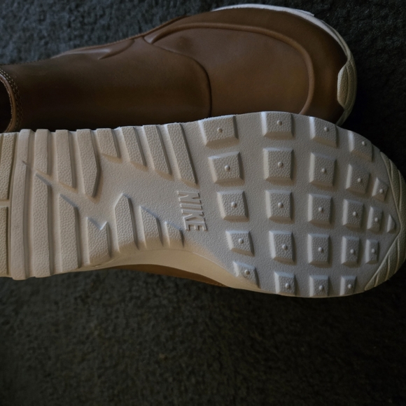 Nike Woman's Brown Slip-On Sneakers - Picture 7 of 7